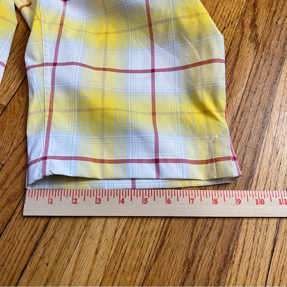 Nike Golf Tour Performance Plaid Yellow Red  White Shorts Women's Size 8 - 33x13 - Picture 7 of 10